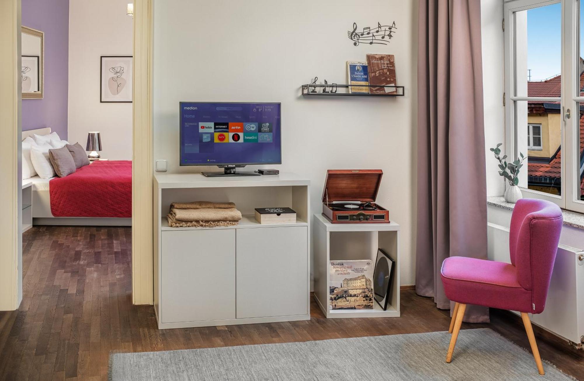 4 Arts By Adrez Apartamento Praga